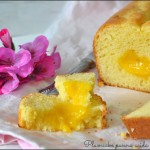 Plumcake alla panna acida con cuore di lemon curd