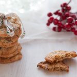 Cookies con cranberries, cioccolato bianco e noci pecan