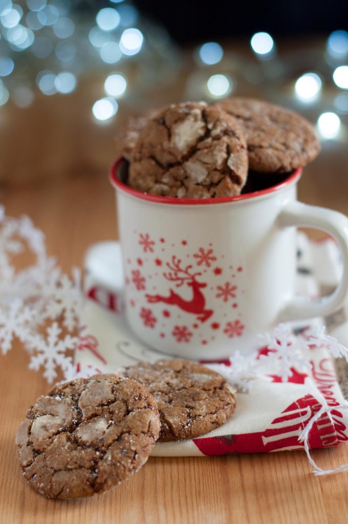 Gingerbread crinkle cookies