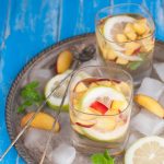 Sangria bianca alle pesche