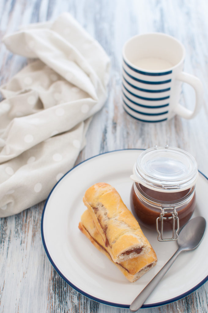 Flauti con crema di nocciole - merendine fatti in casa