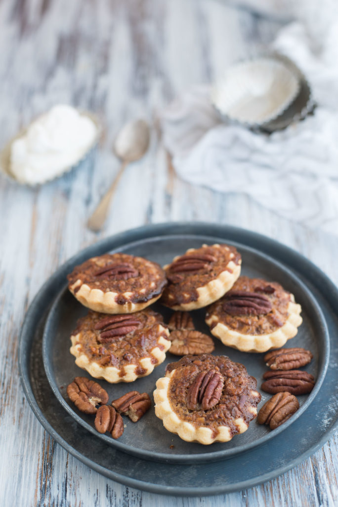 Mini pecan pies al miele