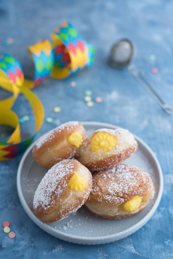 Bomboloni alla crema