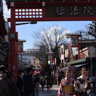 Asakusa_ragazze_kimono