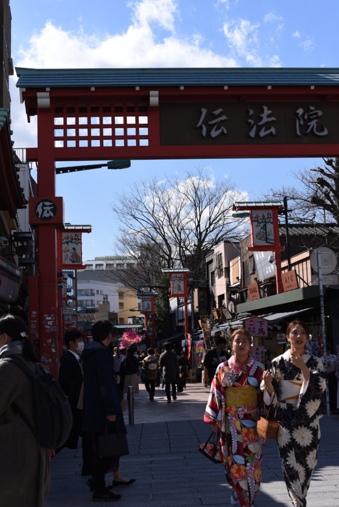 Asakusa_ragazze_kimono