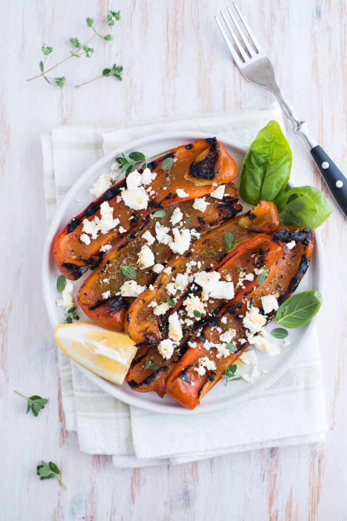 Peperoni grigliati con feta e limone