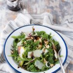 Insalata di rucola e pere con glassa al balsamico