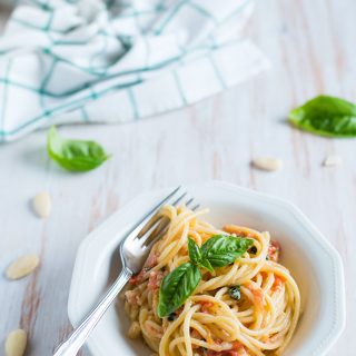 Spaghetti al pesto alla trapanese