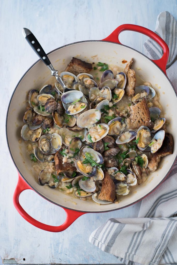 Zuppetta di vongole e fagioli